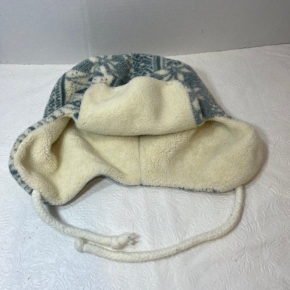 Cold Weather Winter Snowflakes Ski Hat Cap Bomber Hat For Adults and Teens - Picture 9 of 12